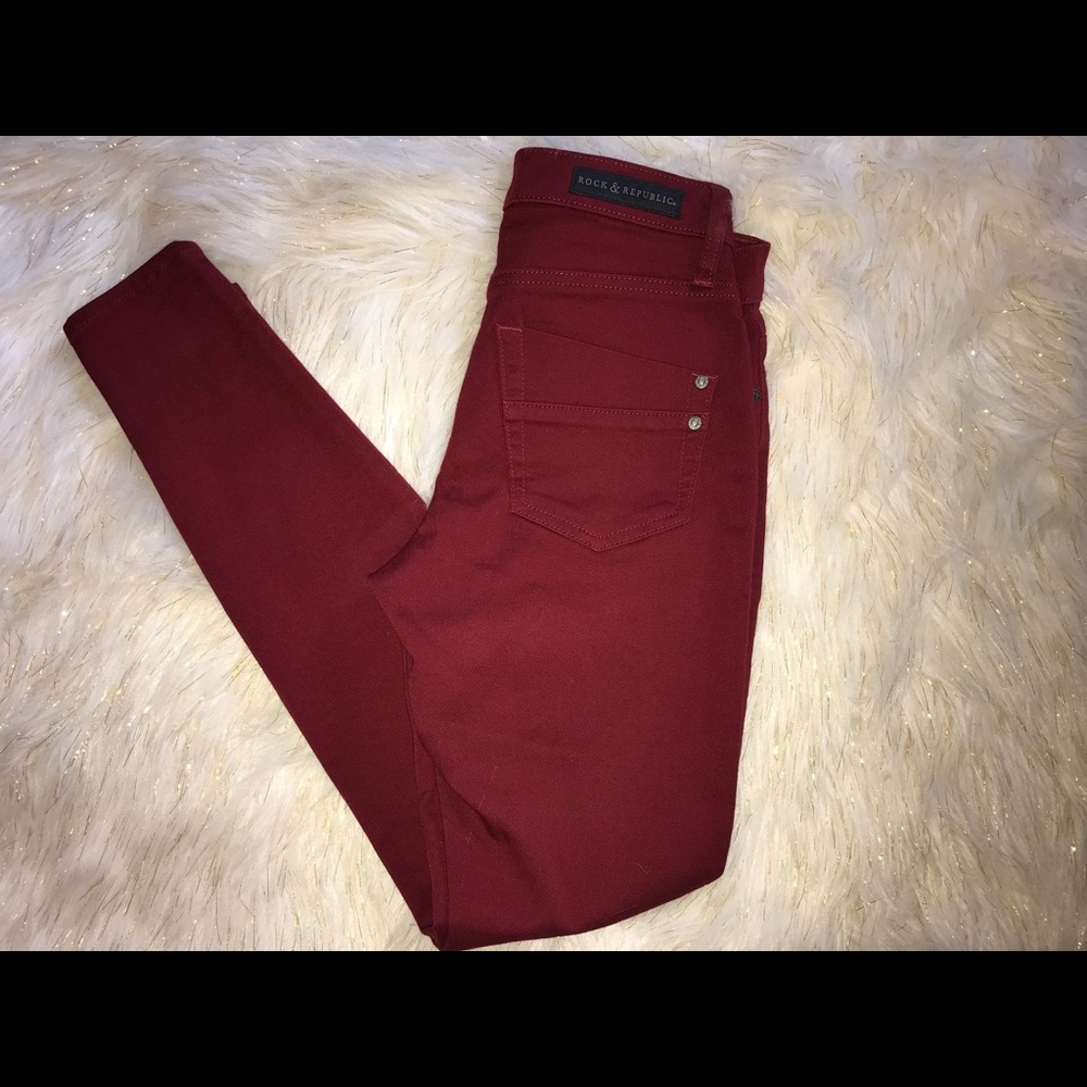 Red rock & republic skinny jeans💕